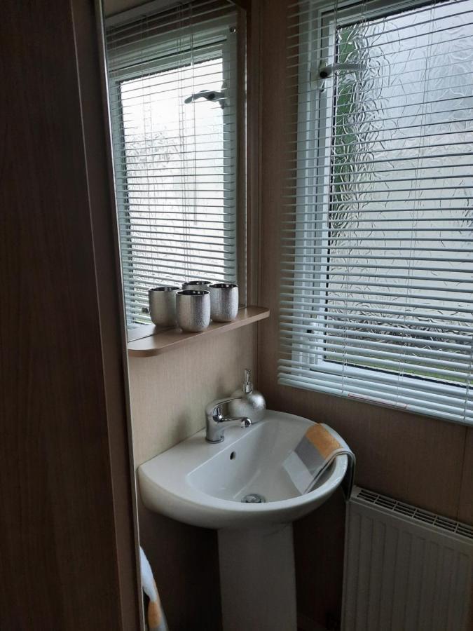 Haggerston Castle 3 Bedroom Deluxe Holiday Home Cheswick  Eksteriør billede