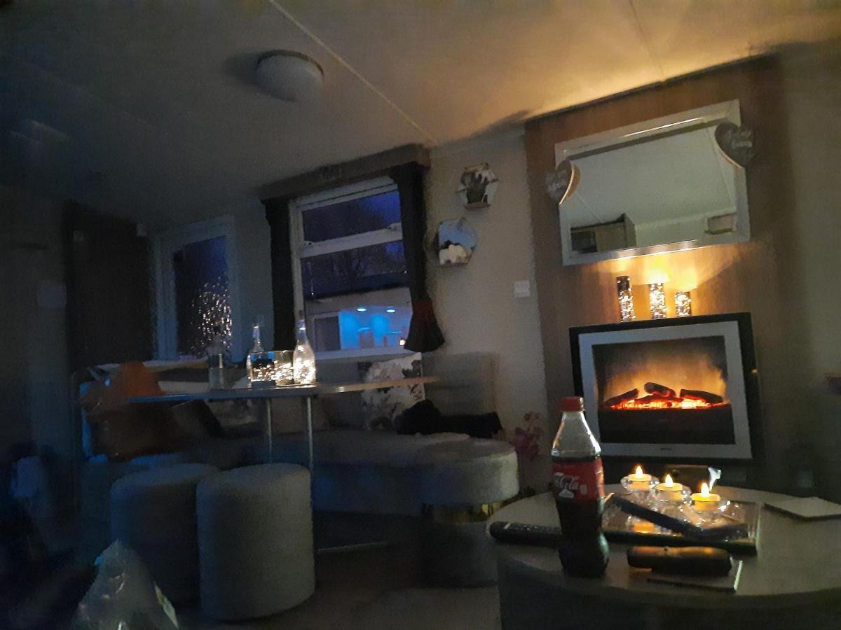 Haggerston Castle 3 Bedroom Deluxe Holiday Home Cheswick  Eksteriør billede