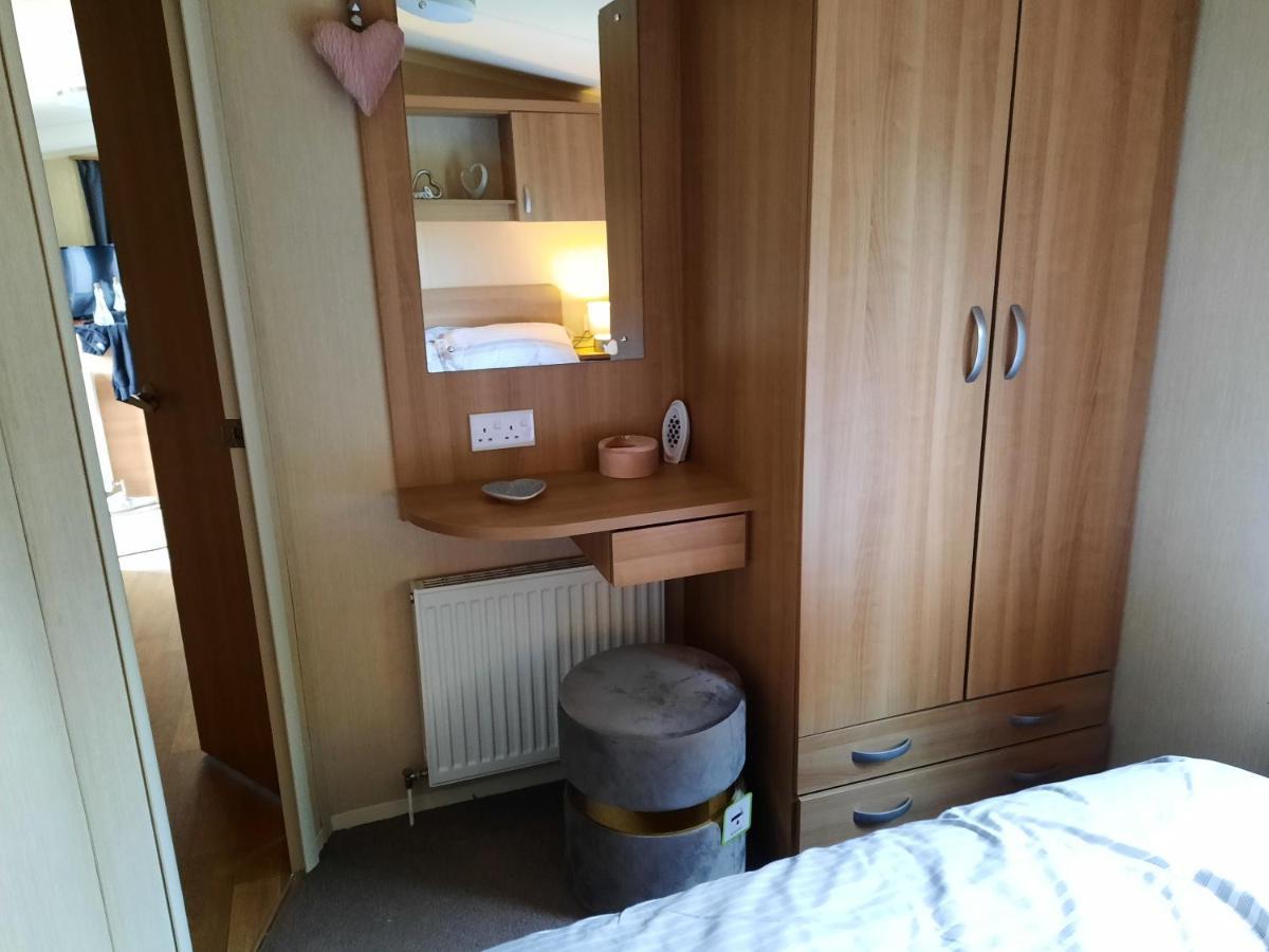 Haggerston Castle 3 Bedroom Deluxe Holiday Home Cheswick  Eksteriør billede