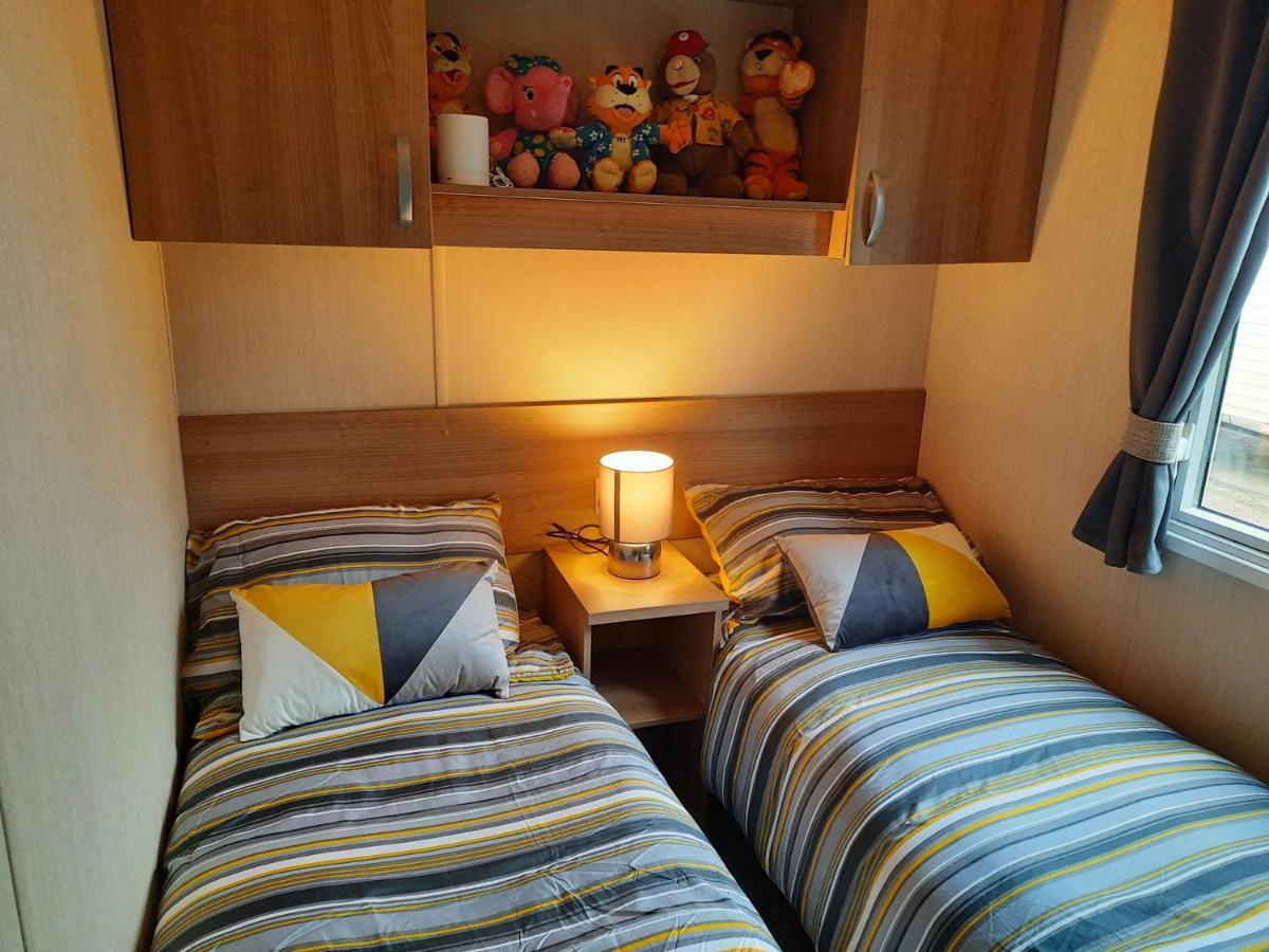 Haggerston Castle 3 Bedroom Deluxe Holiday Home Cheswick  Eksteriør billede
