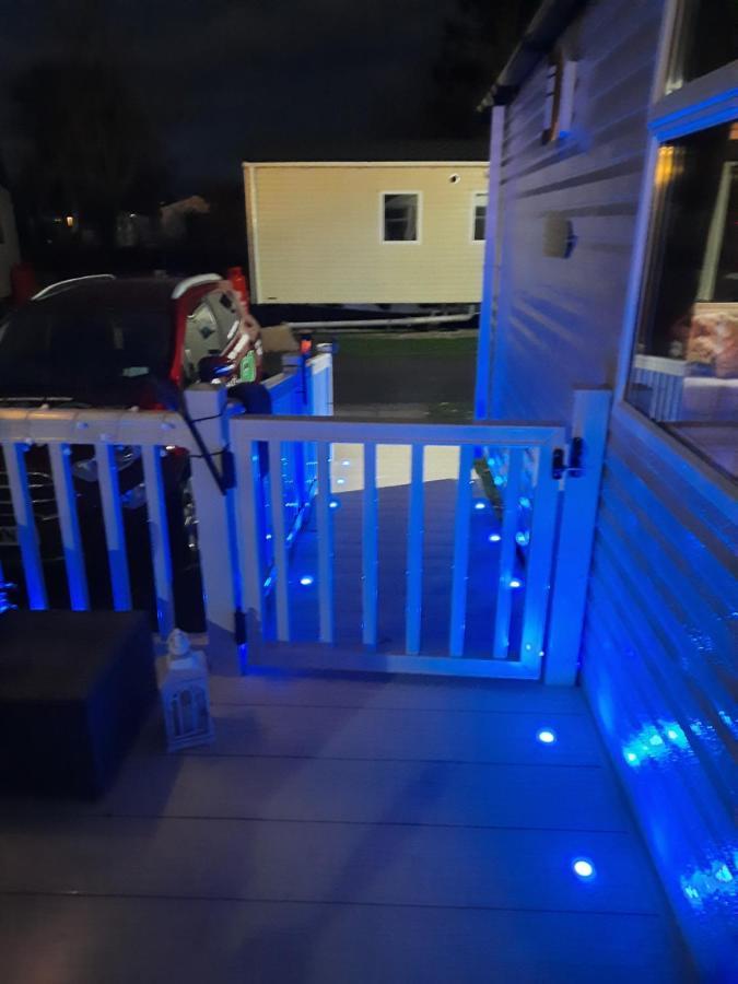 Haggerston Castle 3 Bedroom Deluxe Holiday Home Cheswick  Eksteriør billede