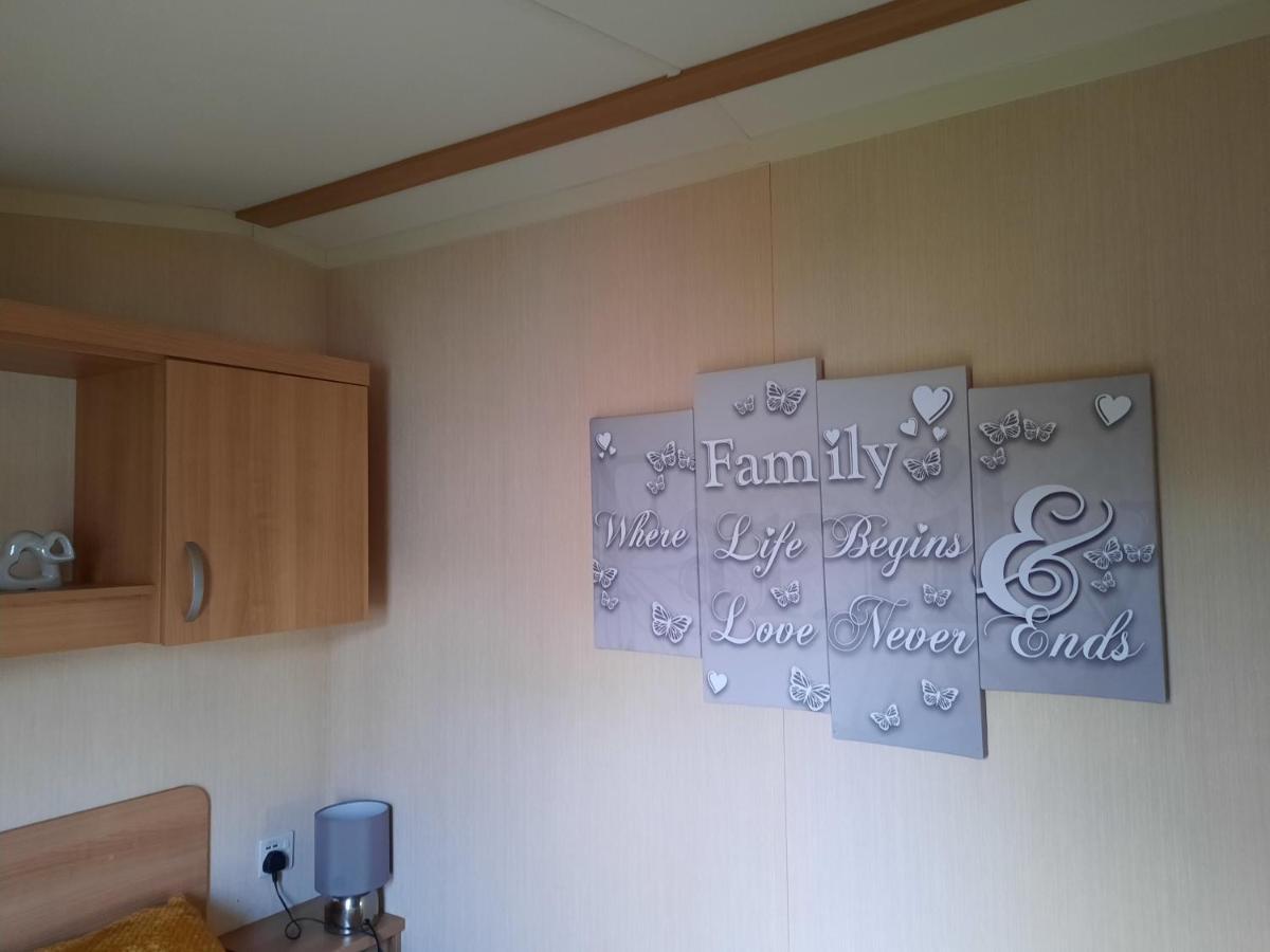 Haggerston Castle 3 Bedroom Deluxe Holiday Home Cheswick  Eksteriør billede