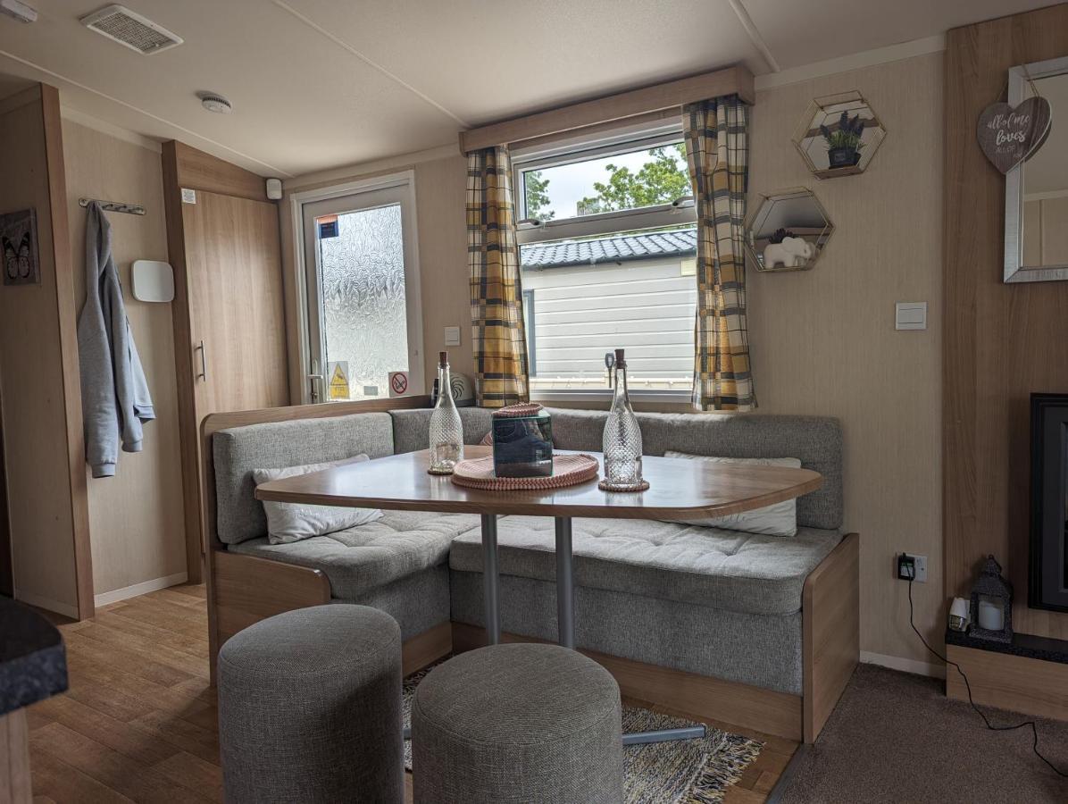 Haggerston Castle 3 Bedroom Deluxe Holiday Home Cheswick  Eksteriør billede